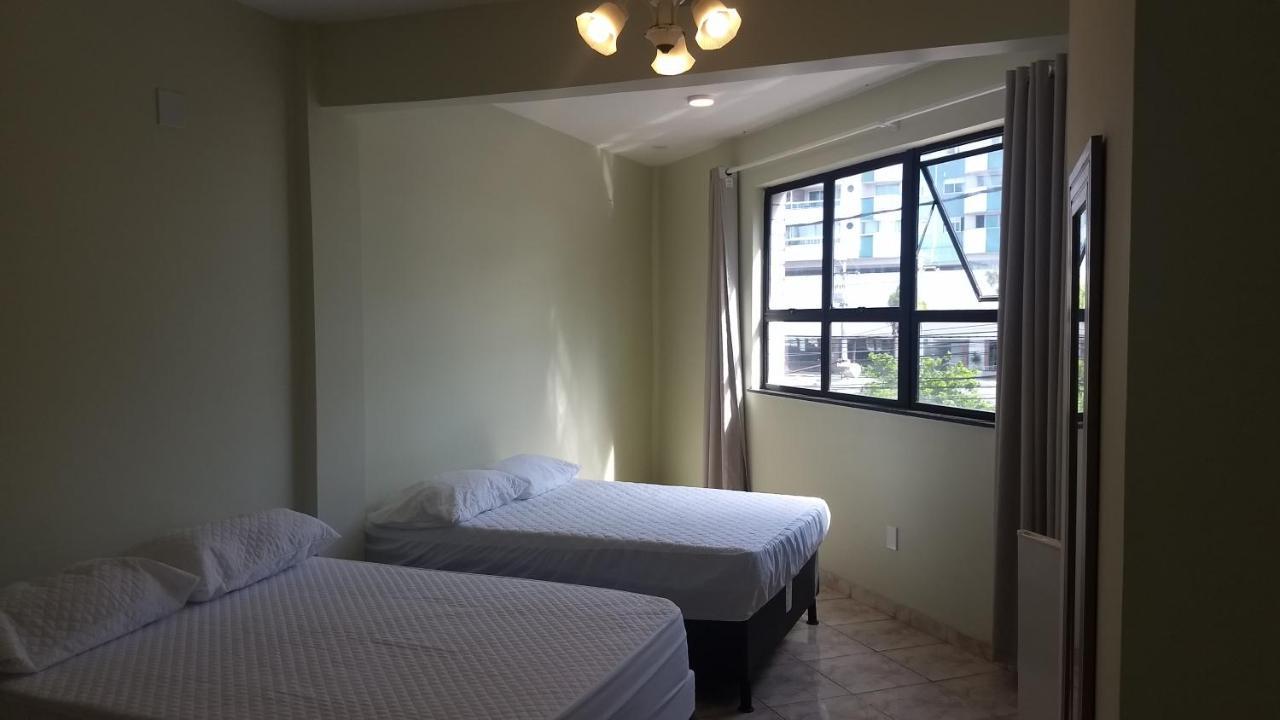 Suítes Cabo Frio Casa de hóspedes *